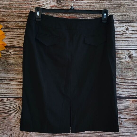 "Talbots" Woman's stretch black skirt , size 14 Pre-owned - Picture 1 of 6
